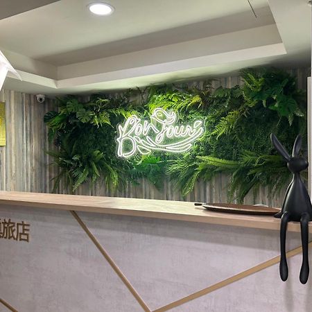 Bonjour Hotel Taichung Esterno foto