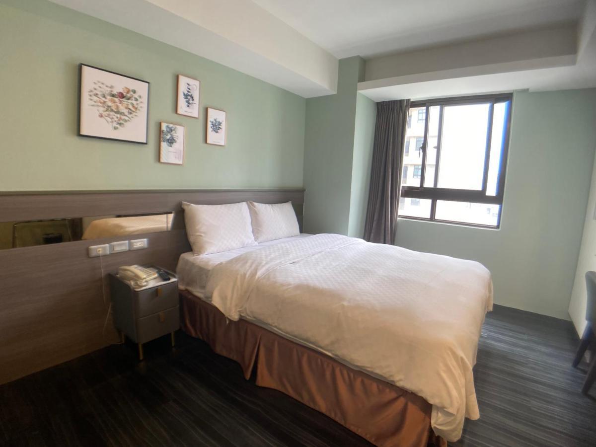Bonjour Hotel Taichung Esterno foto