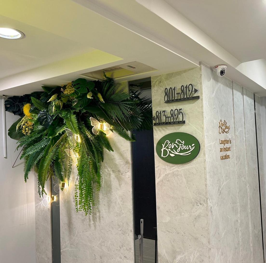 Bonjour Hotel Taichung Esterno foto